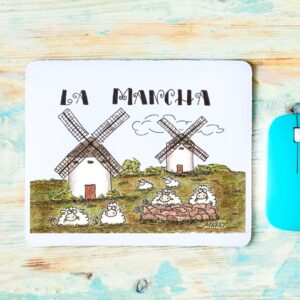 Alfombrilla para el ratón del ordenador con un diseño dedicado a los molinos de La Mancha.
