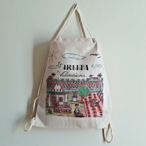 Mochila con una ilustración artesanal dedicada a la huerta valenciana