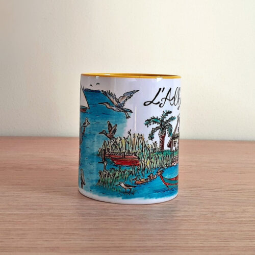 Taza de cerámica de colores con una ilustración artesanal dedicada a la Albufera de Valencia, vista lateral