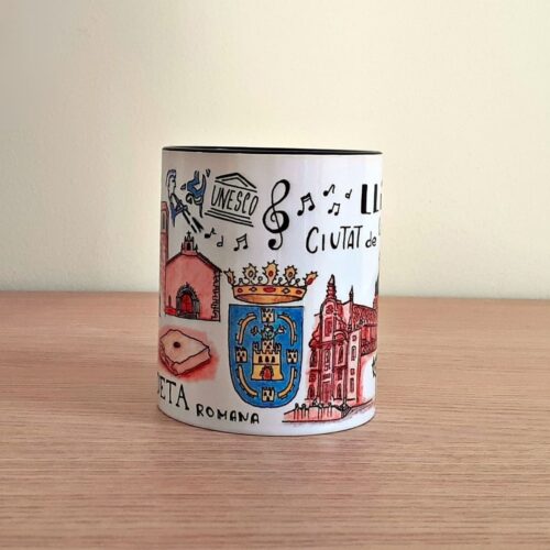 Taza de cerámica de colores con una ilustración artesanal dedicada a Lliria, vista lateral