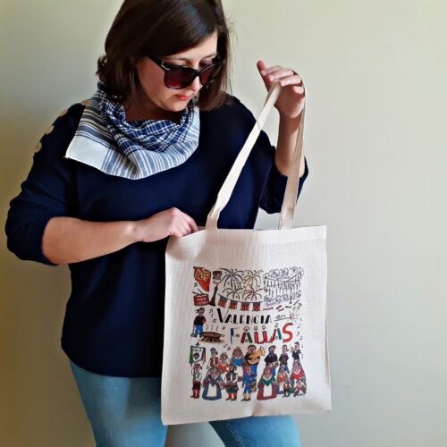 Uso bolsa tote bag con una ilustración artesanal dedicada a Valencia en Fallas