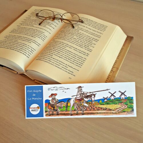 Marcapáginas con una ilustración hecha a mano dedicado a Don Quijote de La Mancha apoyado sobre un libro