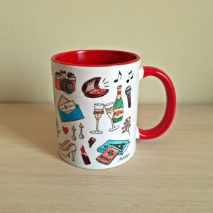 Taza de cerámica de colores con una ilustración artesanal dedicada a las Bodas