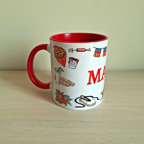 Taza de cerámica de colores con una ilustración artesanal dedicada a las Fallas de Valencia vista trasera.